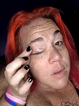 Snapshot of Courdles chatting on 10-07-25, 11:29 Courdles online show from 10-07-25, 11:29