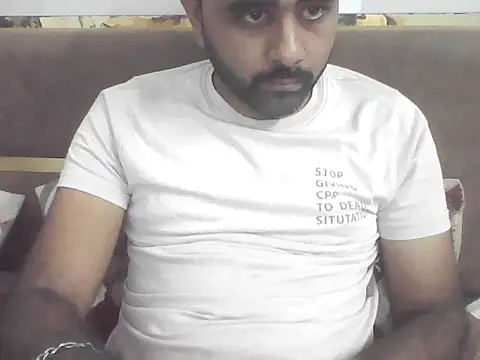 Snapshot of joshisdwe chatting on 11-02-25, 06:21 joshisdwe online show from 11-02-25, 06:21