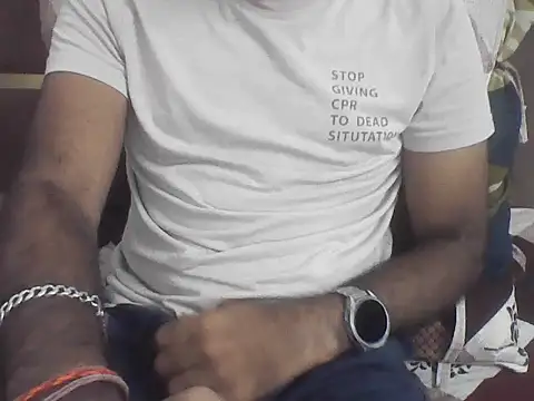 Snapshot of joshisdwe chatting on 11-04-25, 06:40 joshisdwe online show from 11-04-25, 06:40