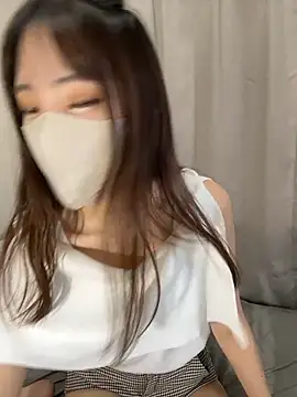 riri  nyan o0 online show from 10-08-25, 05:05