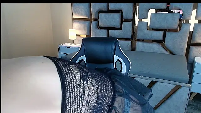 Candy Velvet online show from 12-14-25, 05:02