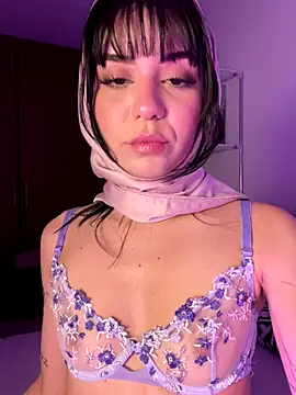 AriaBlush 18 online show from 09-25-25, 11:30