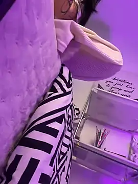 AriaBlush 18 online show from 09-29-25, 11:31
