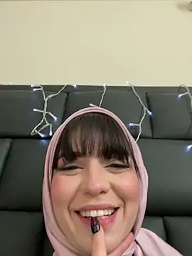 AriaBlush 18 online show from 10-11-25, 07:23