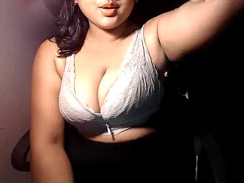 Snapshot of PatnakiRitu1 chatting on 09-13-25, 03:06 PatnakiRitu1 online show from 09-13-25, 03:06