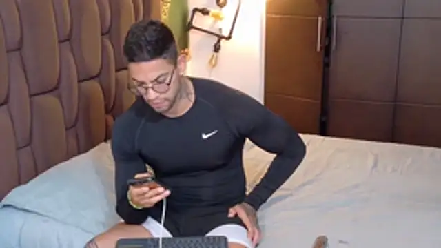 Tomy maylon online show from 11-07-25, 03:28