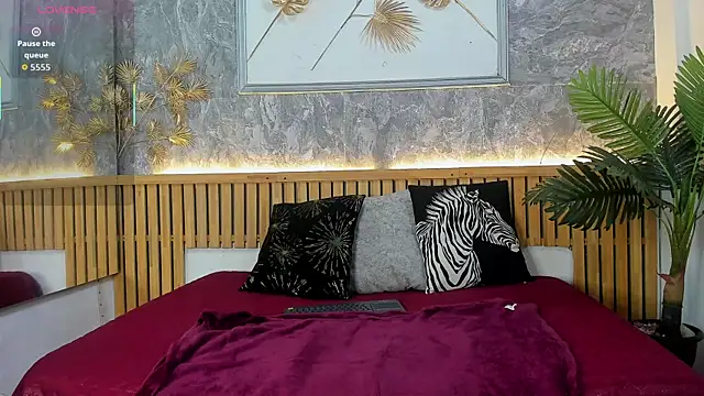 princequinn  online show from 09-29-25, 07:51