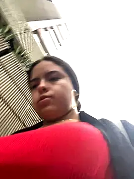 EmilyHarperr online show from 10-18-25, 11:33