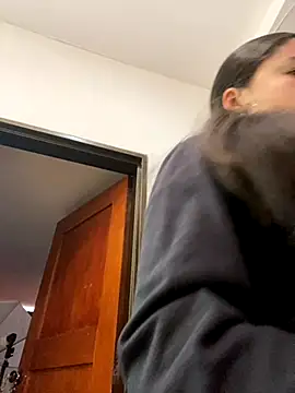 EmilyHarperr online show from 11-05-25, 11:32