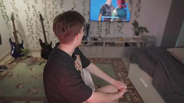 RusBradPitt online show from 11-19-25, 12:05