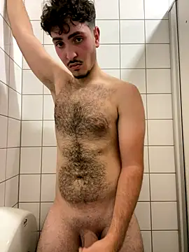 Snapshot of amo660 chatting on 09-09-25, 03:22 amo660 online show from 09-09-25, 03:22