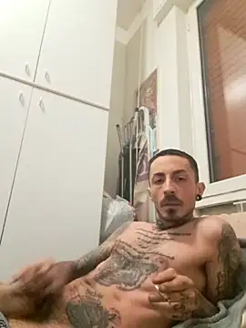 Snapshot of Robe420 chatting on 11-19-25, 10:32 Robe420 online show from 11-19-25, 10:32