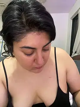 Snapshot of inked_nekoo chatting on 11-08-25, 03:29 inked nekoo online show from 11-08-25, 03:29