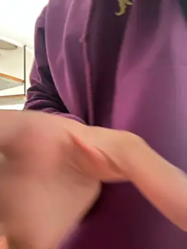 sabrina rosee online show from 10-16-25, 12:39