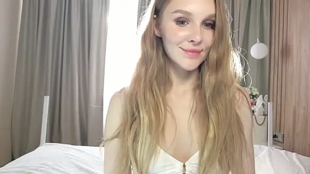 Brigitte Bardot online show from 11-13-25, 06:56