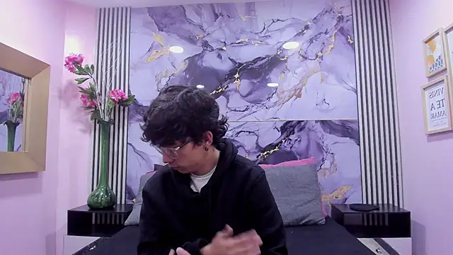 Desire Ecstasy online show from 10-15-25, 01:11