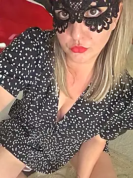 ElyiaXl online show from 09-28-25, 12:21