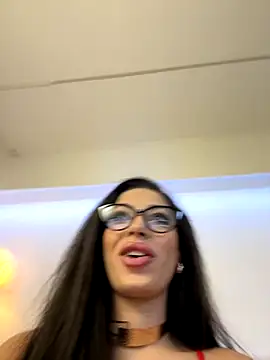 Bella Vixen  online show from 10-21-25, 07:25