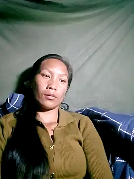 Lisa pusy online show from 12-17-25, 06:52