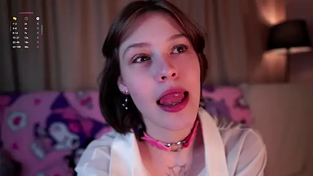 LurleneRamo online show from 10-08-25, 01:14