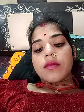 Snapshot of Rachna_Love chatting on 09-25-25, 03:43 Rachna Love online show from 09-25-25, 03:43