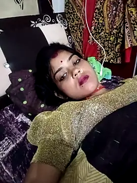 Snapshot of Rachna_Love chatting on 09-27-25, 11:43 Rachna Love online show from 09-27-25, 11:43