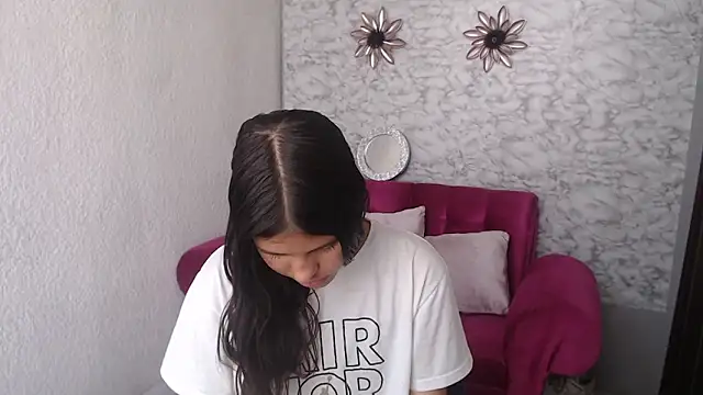 Evagirl69 online show from 09-11-25, 06:19