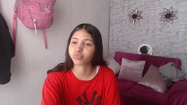 Evagirl69 online show from 11-20-25, 06:40