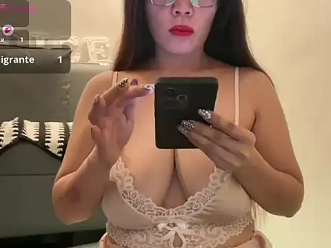 candiceempire online show from 01-06-26, 07:45