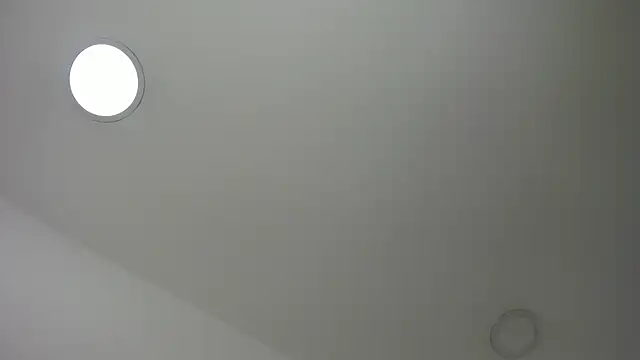 Snapshot of scarletross_ chatting on 03-04-26, 02:23 scarletross online show from 03-04-26, 02:23