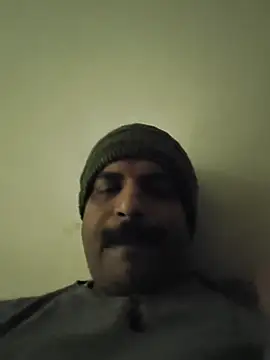 vardh033 online show from 11-14-25, 08:29