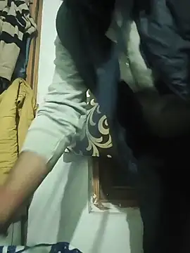 Snapshot of vardh033 chatting on 01-17-26, 12:15 vardh033 online show from 01-17-26, 12:15