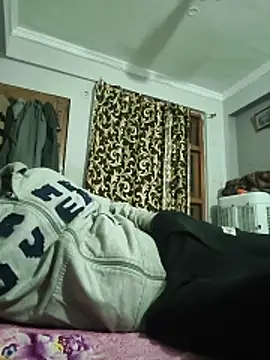 Snapshot of vardh033 chatting on 02-17-26, 02:08 vardh033 online show from 02-17-26, 02:08