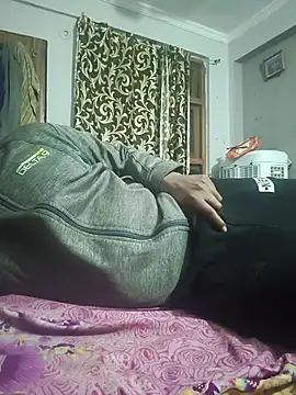 Snapshot of vardh033 chatting on 02-22-26, 10:47 vardh033 online show from 02-22-26, 10:47