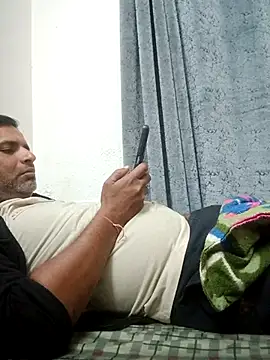 Snapshot of vardh033 chatting on 03-22-26, 02:42 vardh033 online show from 03-22-26, 02:42