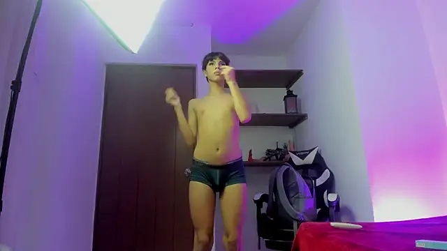 lightboy0 online show from 10-02-25, 04:03