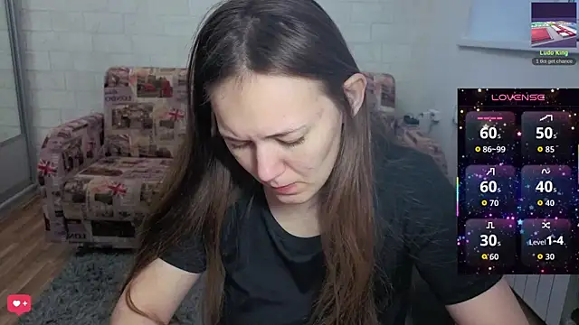 Snapshot of AlisaWyn chatting on 11-26-25, 02:34 AlisaWyn online show from 11-26-25, 02:34