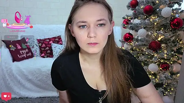 Snapshot of AlisaWyn chatting on 12-23-25, 05:05 AlisaWyn online show from 12-23-25, 05:05