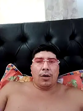 Lentes-Rosa online show from 09-16-25, 04:41
