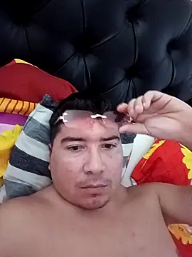 Lentes-Rosa online show from 10-02-25, 05:42