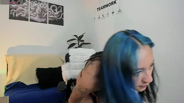 Snapshot of Lilith_morgan01 chatting on 11-18-25, 08:46 Lilith morgan01 online show from 11-18-25, 08:46