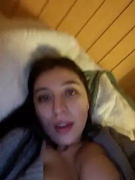 Snapshot of caronicole77 chatting on 09-12-25, 01:49 caronicole77 online show from 09-12-25, 01:49