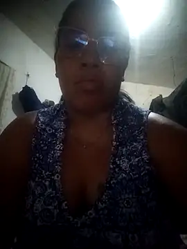 Snapshot of Big_ass_submissive chatting on 11-04-25, 01:38 Big ass submissive online show from 11-04-25, 01:38