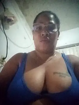 Snapshot of Big_ass_submissive chatting on 11-18-25, 12:20 Big ass submissive online show from 11-18-25, 12:20