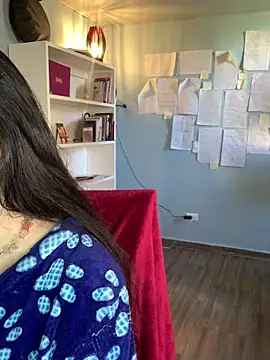 Canneela online show from 10-24-25, 01:07