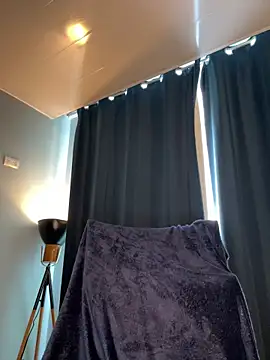 Snapshot of Canneela chatting on 02-25-26, 07:34 Canneela online show from 02-25-26, 07:34