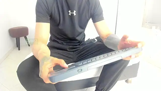 Snapshot of Mr_Klein_69 chatting on 09-12-25, 01:55 Mr Klein 69 online show from 09-12-25, 01:55