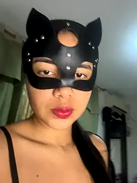 Snapshot of Kyra__Rose chatting on 11-10-25, 12:31 Kyra Rose online show from 11-10-25, 12:31