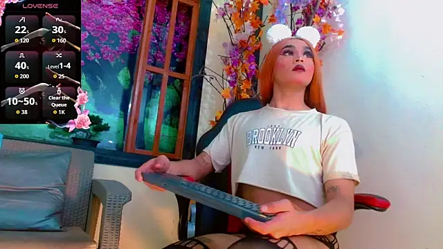 Snapshot of Natasha_clifford chatting on 12-18-25, 07:31 Natasha clifford online show from 12-18-25, 07:31