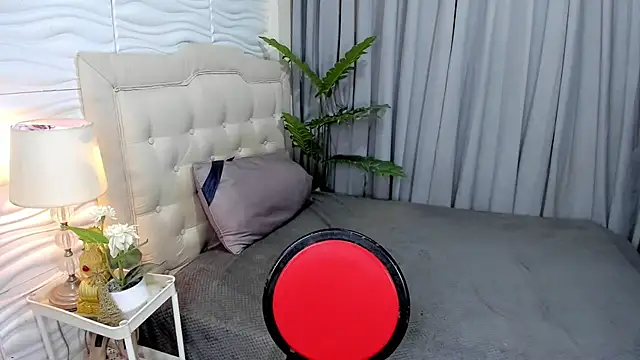 Patricia Anderson online show from 11-12-25, 05:52